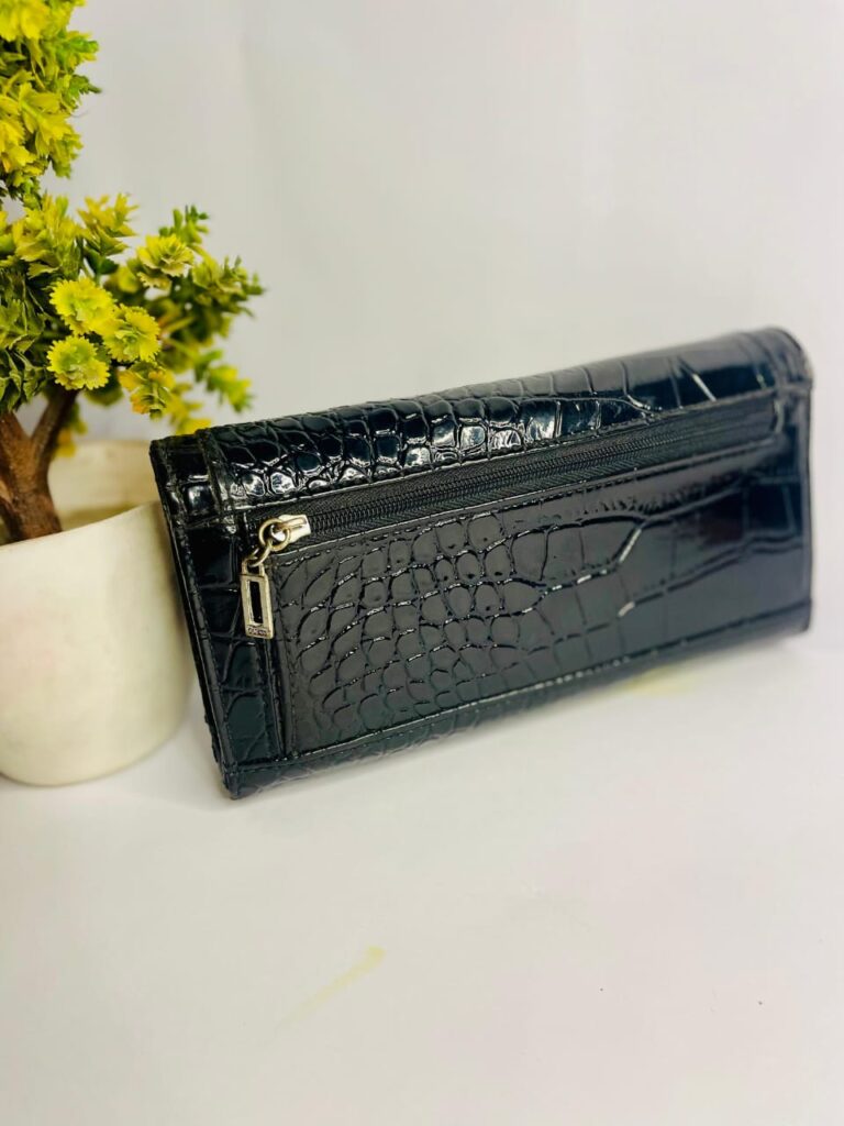 GUESS Black Purses & Wallets for Women